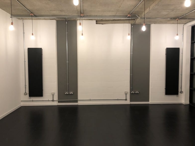 36 Blyth Rd, Hayes to rent - Interior Photo - Image 3 of 12