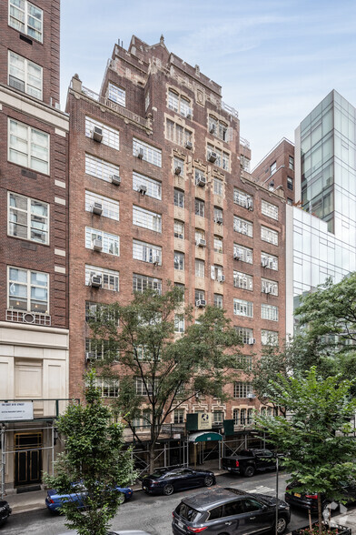 110 E 87th St, New York, NY for rent - Building Photo - Image 1 of 5