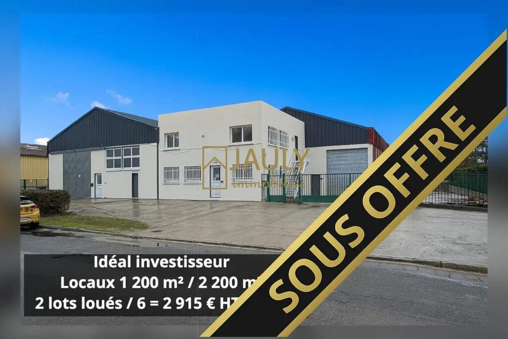 Vente Entrepôt 1 200 m² - Photo 1