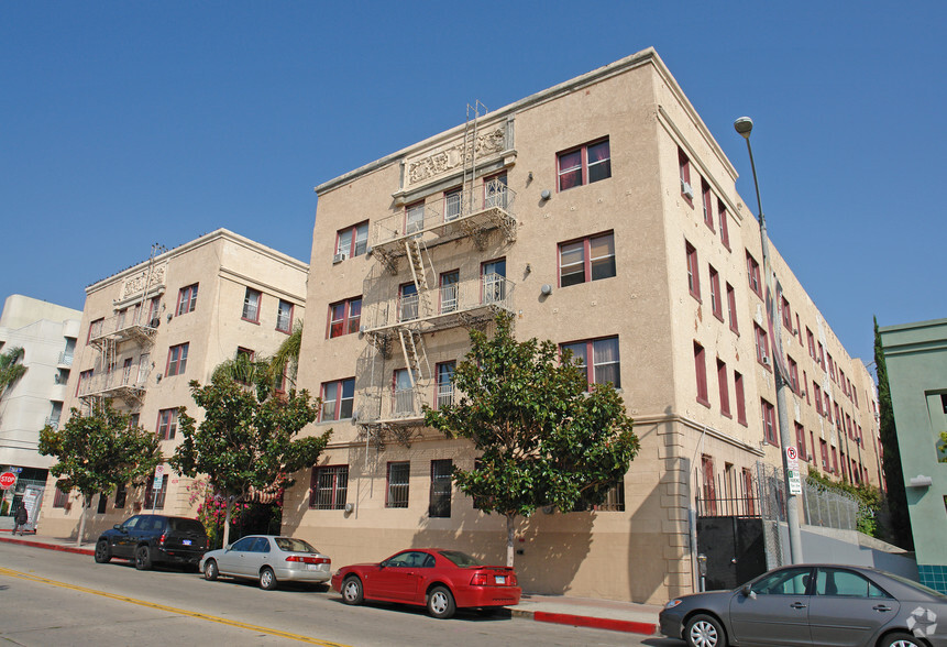 1746 N Cherokee Ave, Los Angeles, CA for sale - Building Photo - Image 3 of 6