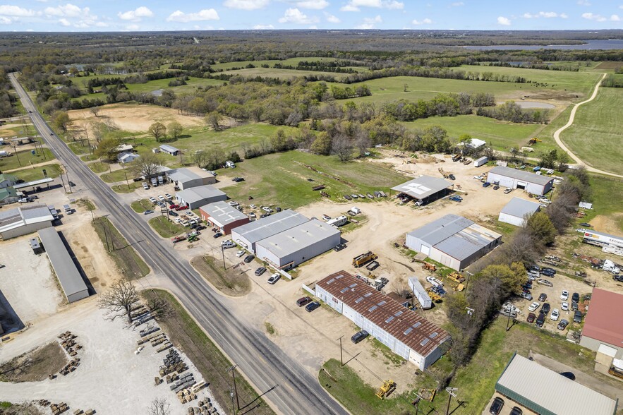 2620 Farm Road 79, Paris, TX for sale - Building Photo - Image 1 of 22