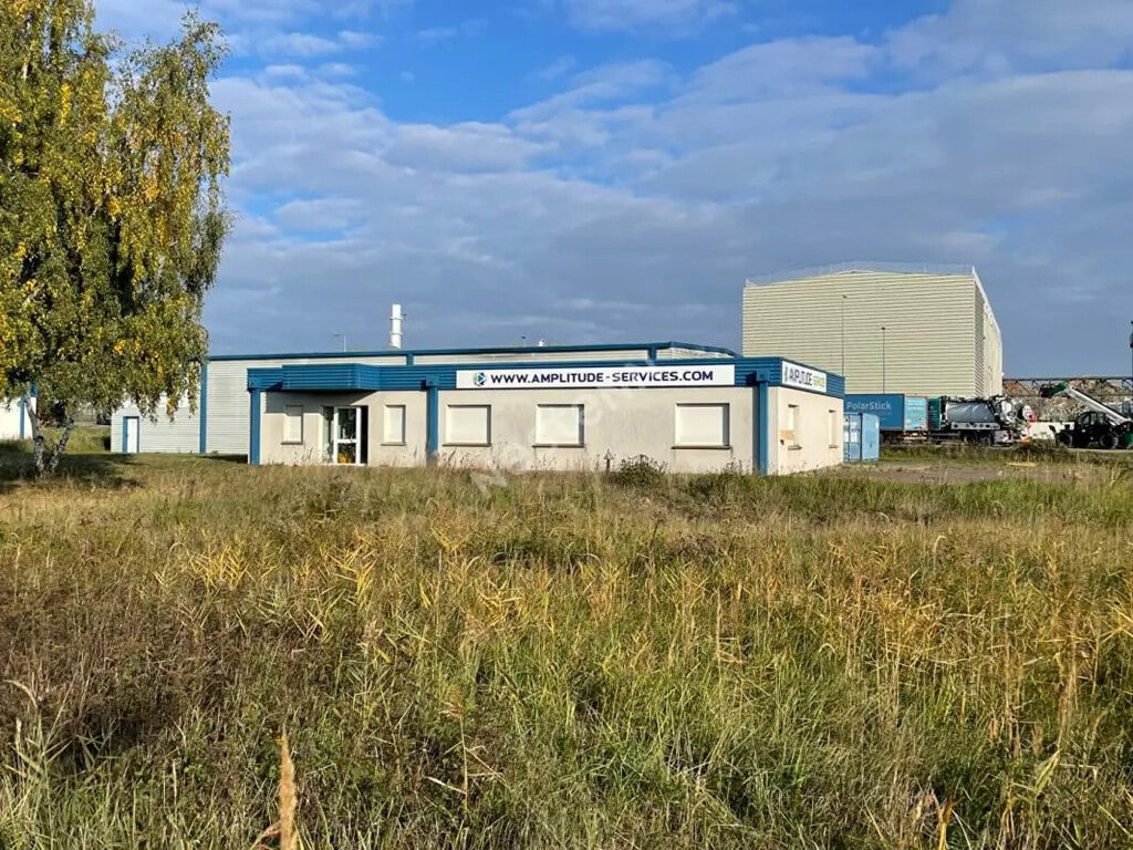 Vente Entrepôt 803 m² - Photo 1