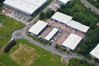The Quadrant Centre, Quedgeley to rent Aerial- Image 2 of 7