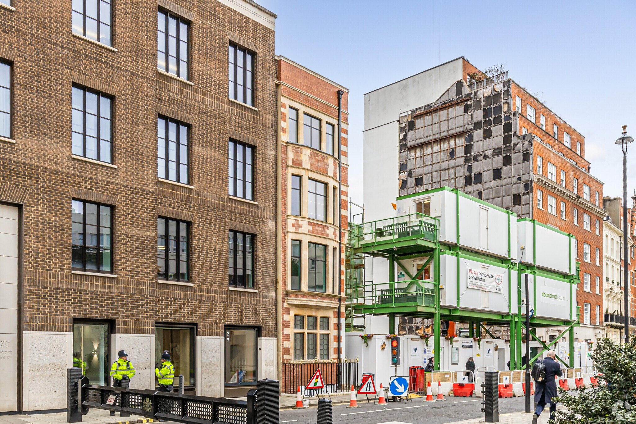 29 Buckingham Gate, London for sale Primary Photo- Image 1 of 1