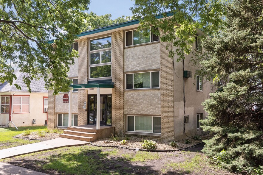 3226 Minnehaha Ave, Minneapolis, MN for sale - Building Photo - Image 1 of 1