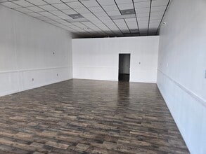 6160 Ulmerton Rd, Clearwater, FL to rent Interior Photo- Image 1 of 8