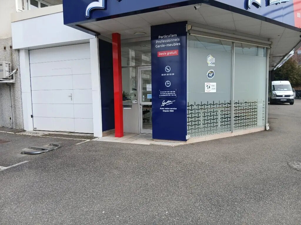Vente Commerce 107 m² - Photo 1