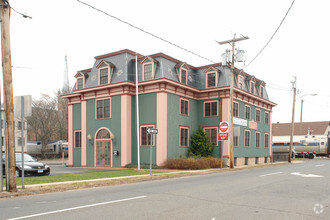 43 Hall Ave, Wallingford, CT for sale Primary Photo- Image 1 of 1