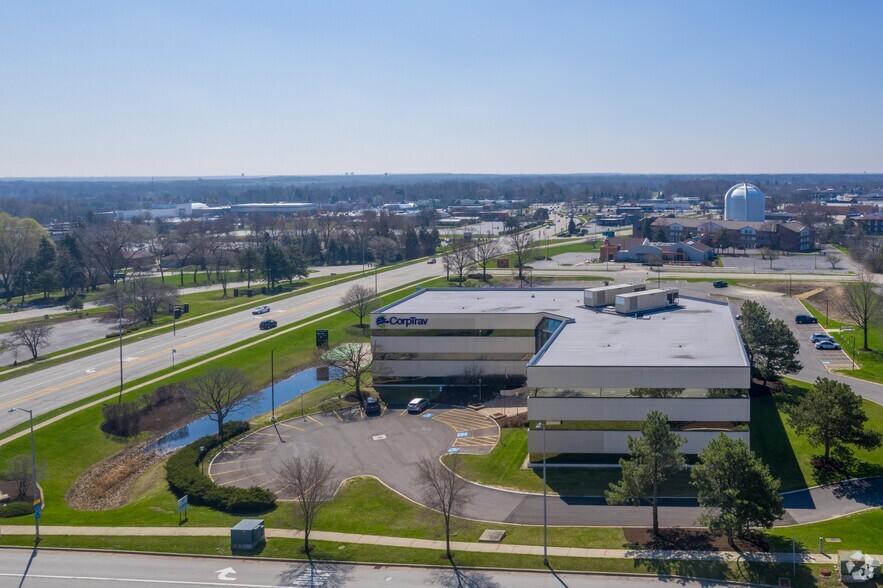 1717 N Naper Blvd, Naperville, IL for rent - Aerial - Image 3 of 7