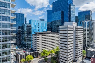 2200 6th Ave, Seattle, WA - AERIAL map view