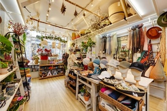 11 Flask Walk, London to rent Interior Photo- Image 2 of 5