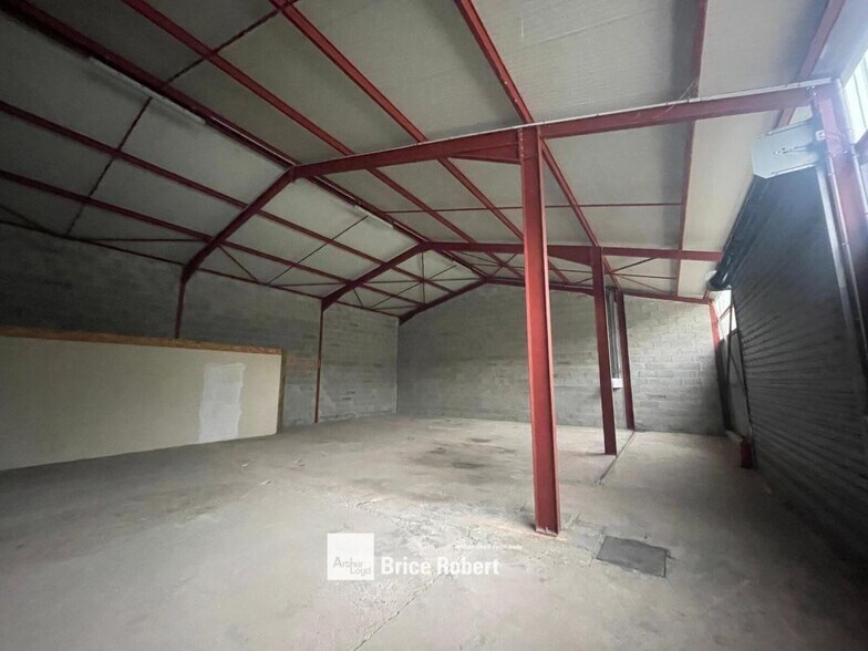 18 Chemin De Marcilly, Lissieu to rent - Building Photo - Image 3 of 3