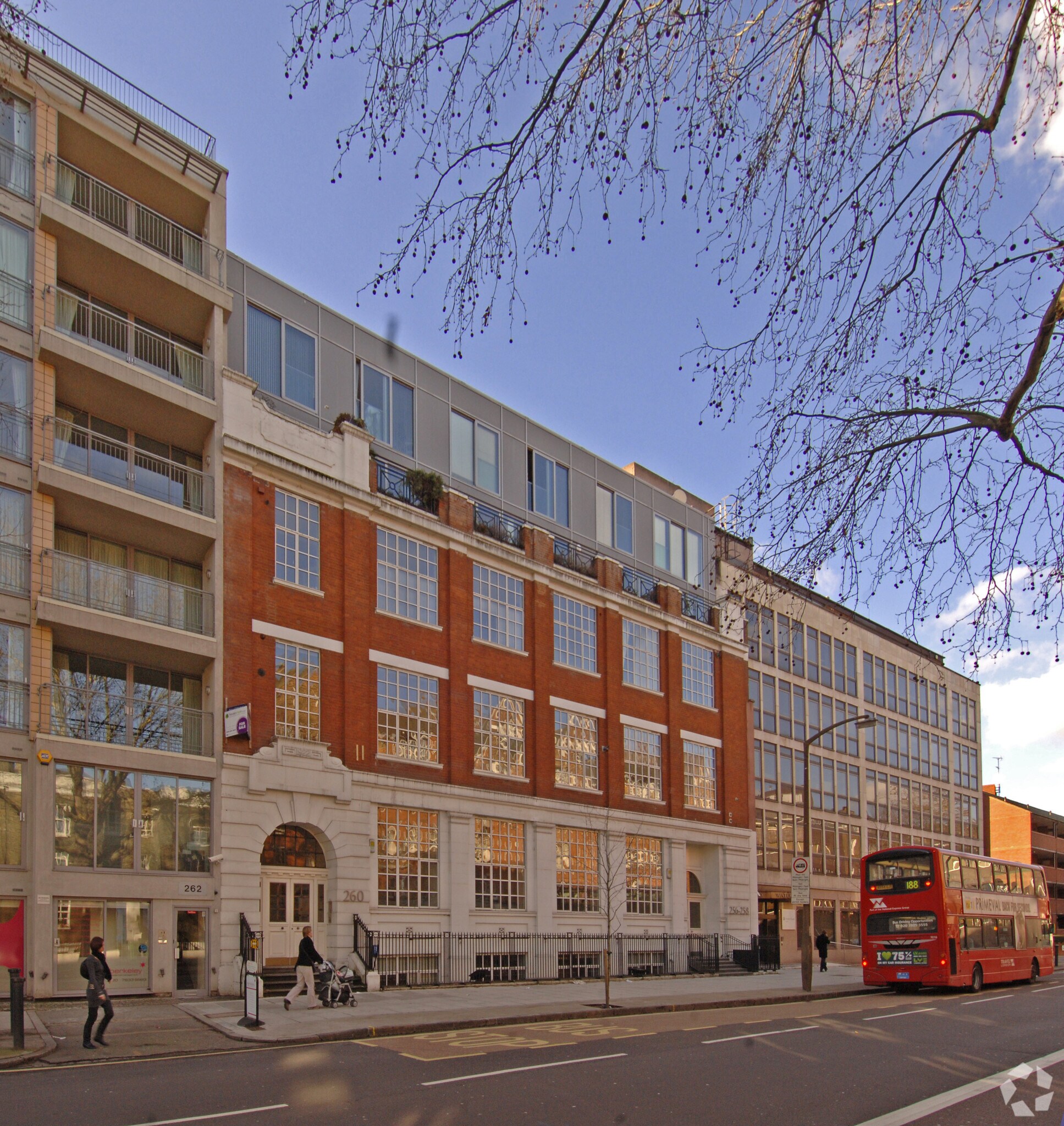 256-260 Waterloo Rd, London for sale Building Photo- Image 1 of 1