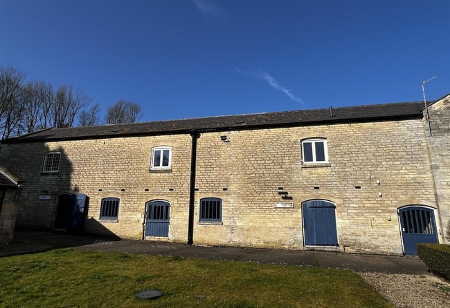 More details for Unit 2, Lakeview, Cringle Lane, Stoke Rochford, Stoke Rochford - Office to Rent