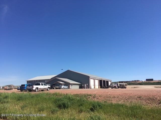 10454 1st St SW, Killdeer, ND for sale - Primary Photo - Image 1 of 1