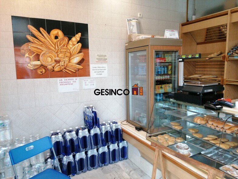 Retail in València, Valencia for sale - Building Photo - Image 1 of 13