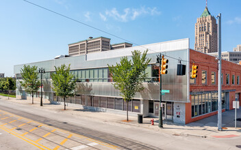 7375 Woodward Ave, Detroit, MI for rent Building Photo- Image 1 of 10