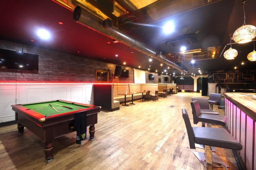 Leytonstone Rd, London to rent - Building Photo - Image 1 of 16