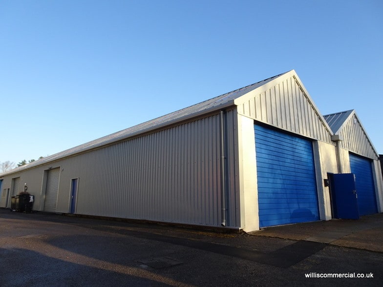 Uddens Trading Estate, Wimborne to rent - Building Photo - Image 2 of 4
