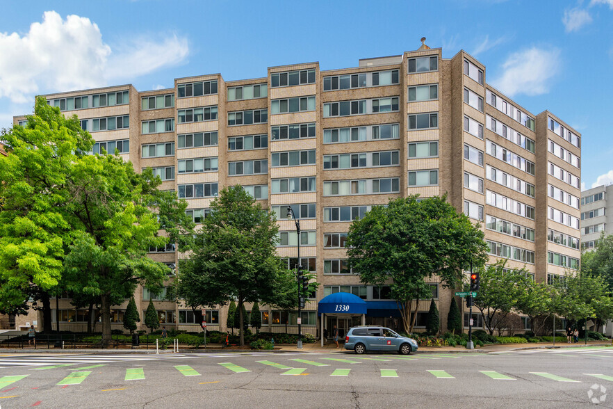 1330 New Hampshire Ave NW, Washington, DC for sale - Primary Photo - Image 1 of 7