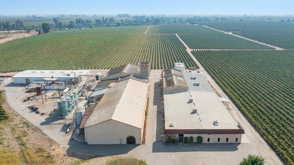 5806 N Modoc Ave, Kerman, CA for sale - Aerial - Image 3 of 9