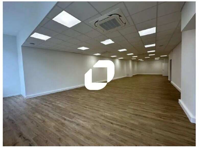 1 Rue Des Dominicains, Strasbourg to rent - Interior Photo - Image 1 of 7