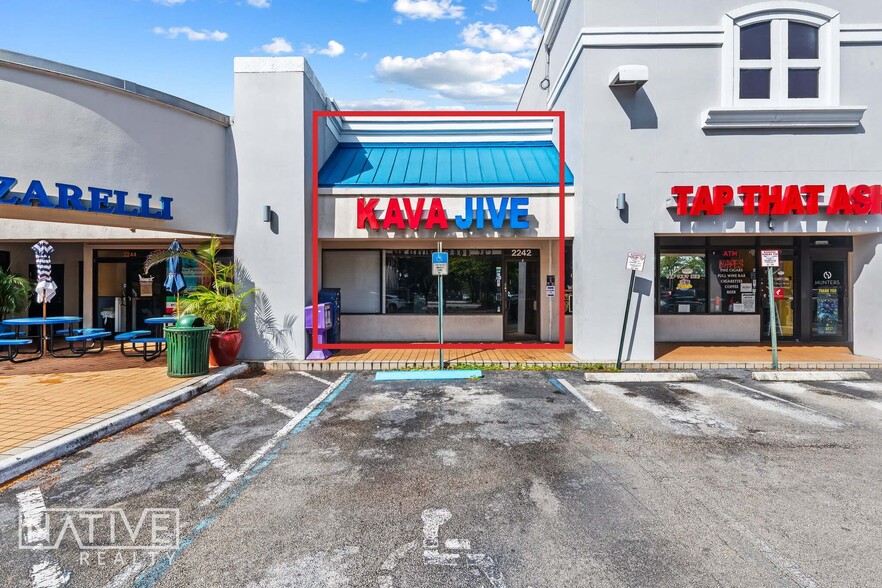 2228-2292 Wilton Dr, Wilton Manors, FL for rent - Building Photo - Image 1 of 15