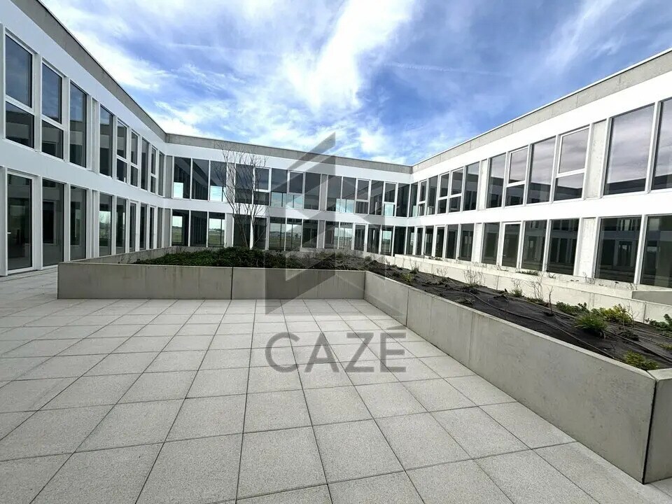 Location Bureaux 500 m² à 1 500 m² - Photo 1