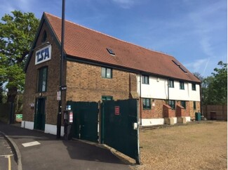 More details for Steam Farm Ln, Feltham - Office for Rent