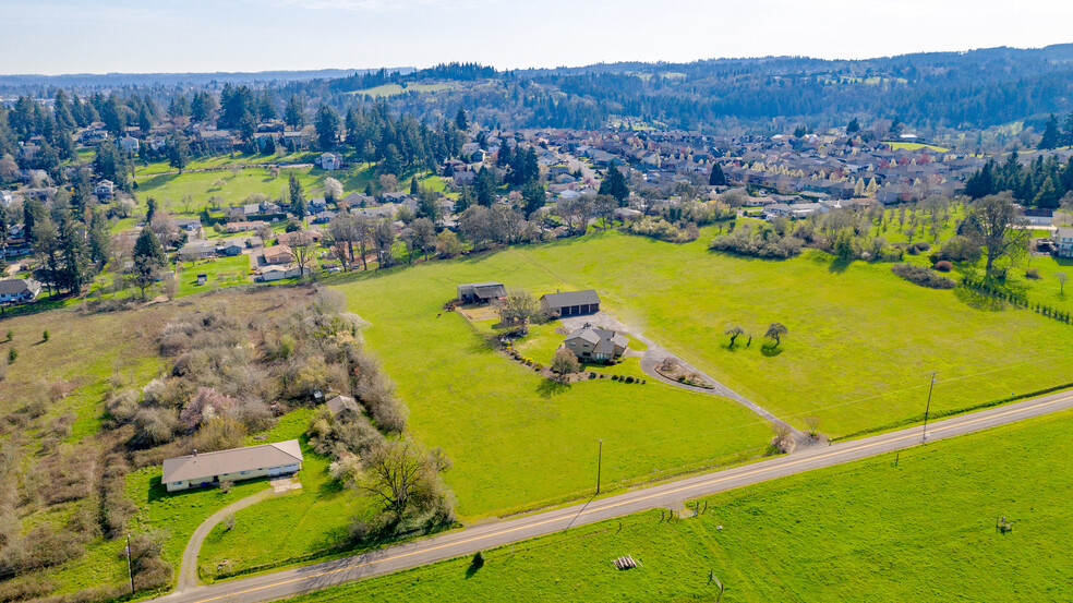 2540 Michigan City Rd NW, Salem, OR for sale - Aerial - Image 2 of 9