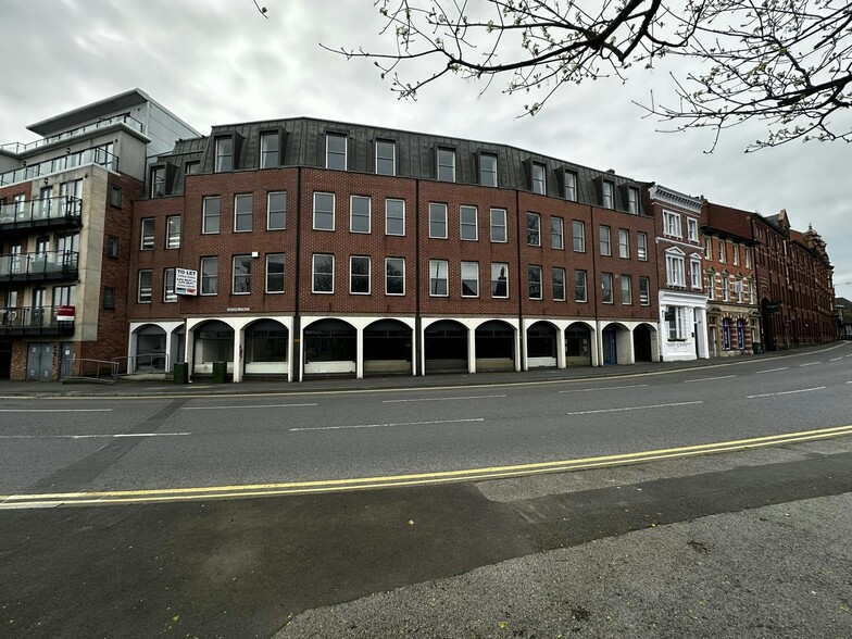 St Nicholas St, Worcester to rent - Building Photo - Image 1 of 11