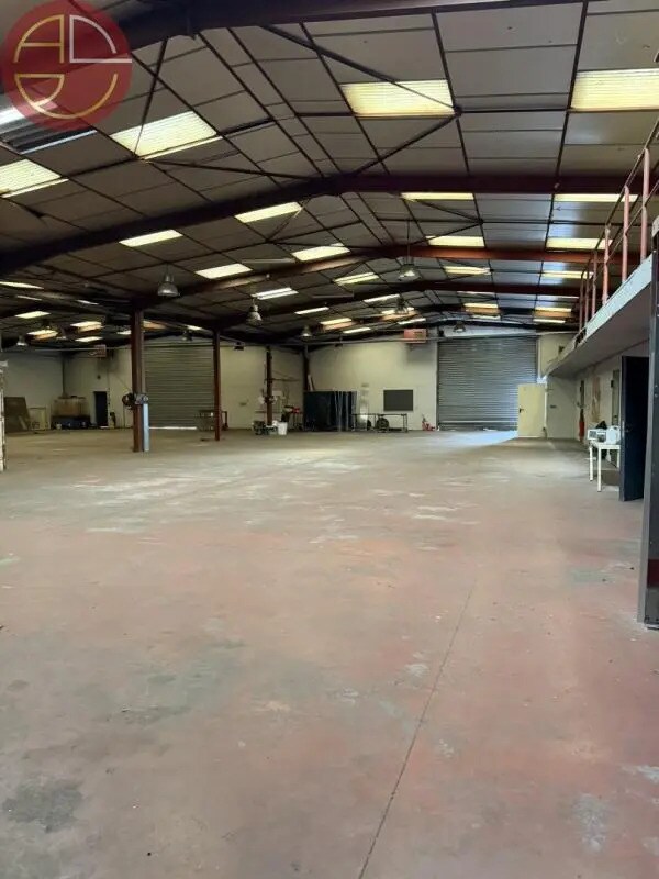 Industrial in Plaisance-du-Touch to rent Building Photo- Image 1 of 11