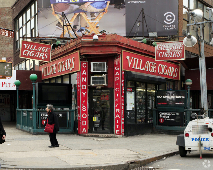 110 Seventh Ave S, New York, NY for rent - Building Photo - Image 1 of 3