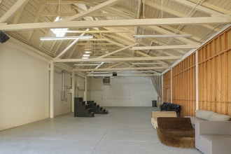 2130-2220 Livingston St, Oakland, CA to rent Interior Photo- Image 2 of 6