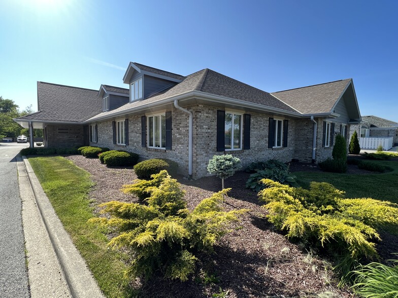 7512 S County Line Rd, Burr Ridge, IL for sale - Building Photo - Image 1 of 1