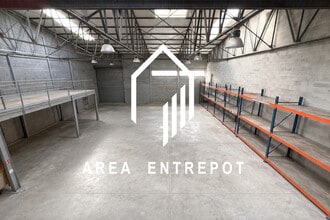 Light Industrial in Marseille to rent Interior Photo- Image 1 of 5
