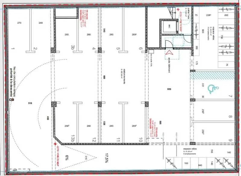 Retail in Oullins to rent Floor Plan- Image 1 of 1