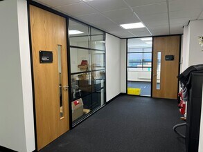 6 Cefn Coed, Taffs Well to rent Interior Photo- Image 1 of 10
