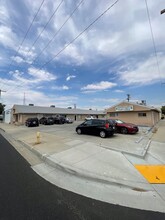 44802-44808 Elm Ave, Lancaster, CA for rent Building Photo- Image 1 of 7