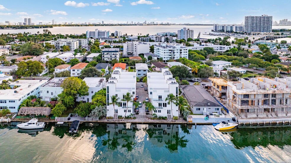 1975-1985 Calais Dr, Miami Beach, FL for sale - Building Photo - Image 2 of 35