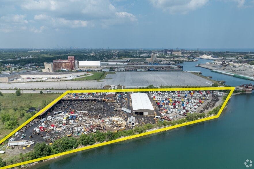 Patriot Development of Chicago portfolio of 2 properties for sale on LoopNet.co.uk - Building Photo - Image 1 of 23