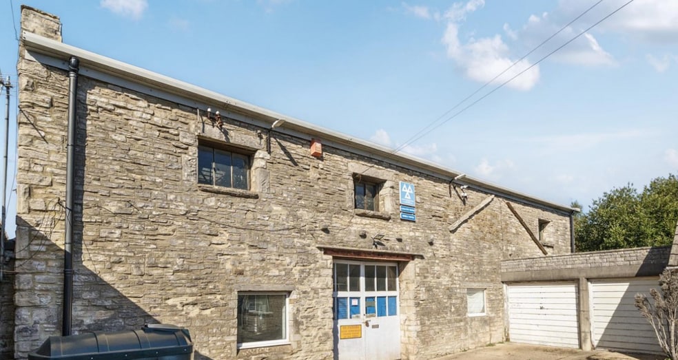 102 Victoria Av, Swanage for sale - Building Photo - Image 2 of 5