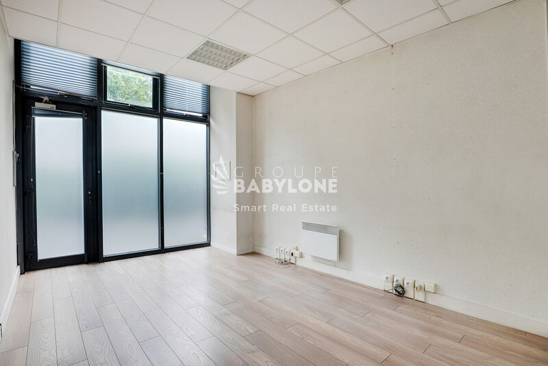 21 Bis Rue Aristide Briand, Vanves to rent - Building Photo - Image 3 of 17