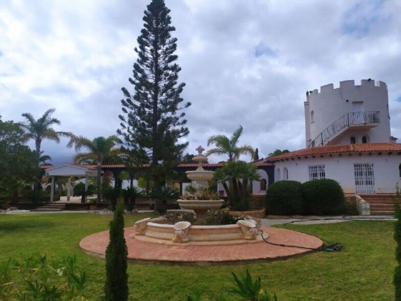 Hospitality in L'Alfàs del Pi for sale - Building Photo - Image 2 of 13