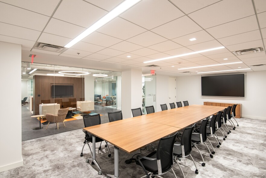 1850 M St NW, Washington, DC to rent - Interior Photo - Image 3 of 8