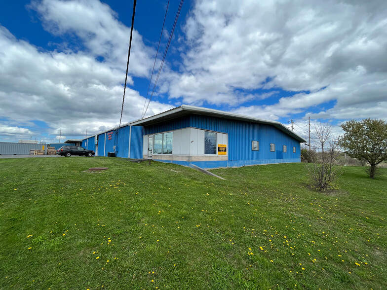 3950 Broadway, Depew, NY for sale - Building Photo - Image 1 of 1