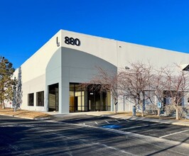 880 N Hills Blvd, Reno, NV for rent Building Photo- Image 1 of 10