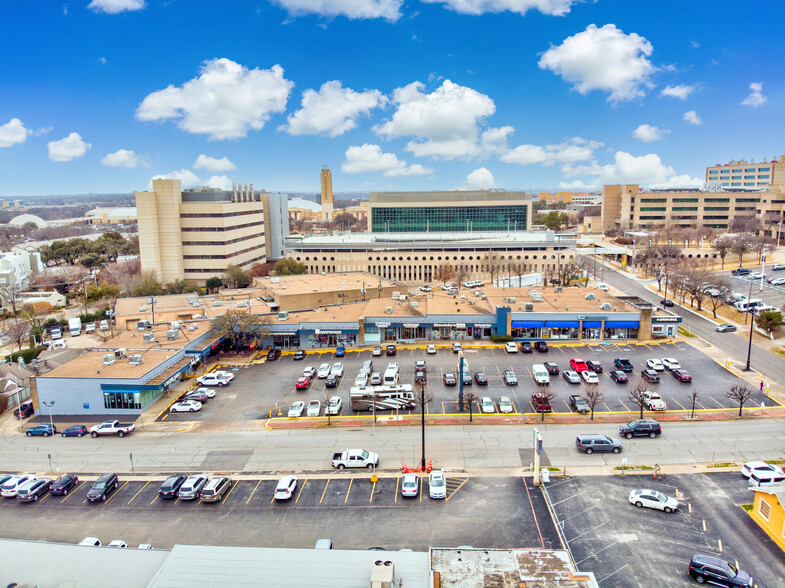 3409-3437 W 7th St, Fort Worth, TX for rent - Aerial - Image 2 of 24