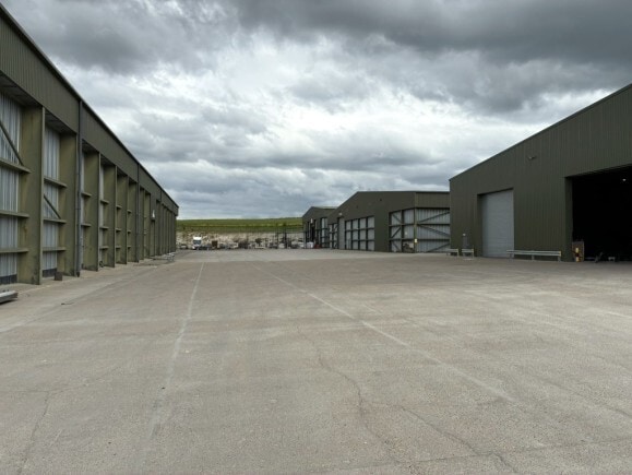 The Joint, Royston to rent - Building Photo - Image 3 of 3