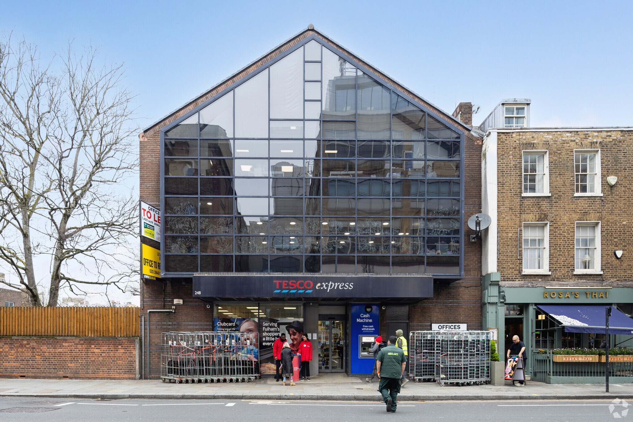 1B Hollywood Rd, London to rent Primary Photo- Image 1 of 4